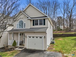 62 Copper Beech Lane 62, Portland, CT 06480