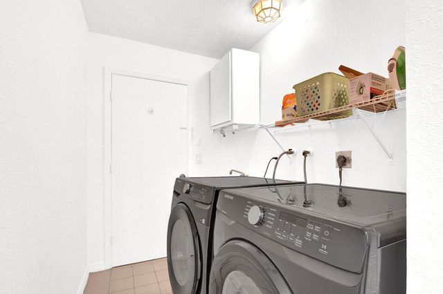 362 SE Crosspoint Drive, Port St. Lucie, FL 34983
