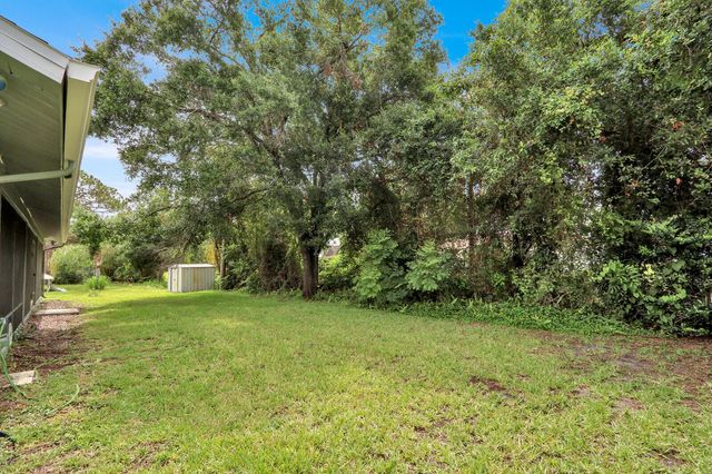 362 SE Crosspoint Drive, Port St. Lucie, FL 34983