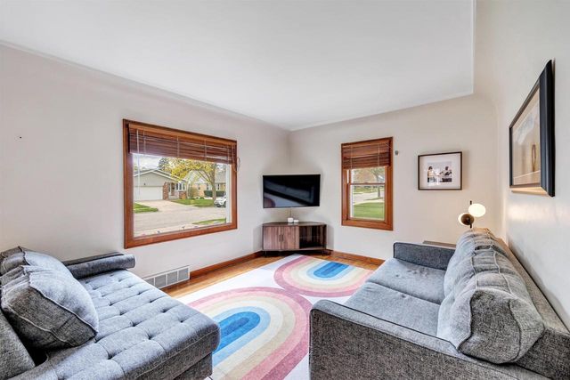 1170 REED STREET, Green Bay, WI 54303