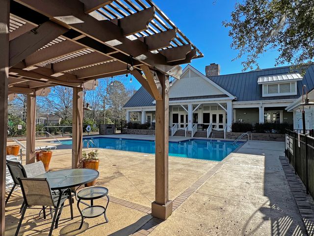 2244 Ashley Crossing Drive 531, Charleston, SC 29414