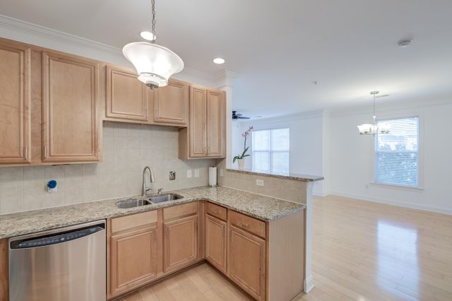 2244 Ashley Crossing Drive 531, Charleston, SC 29414