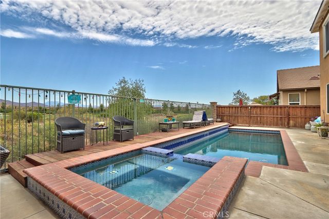 31880 Serrento, Murrieta, CA 92563