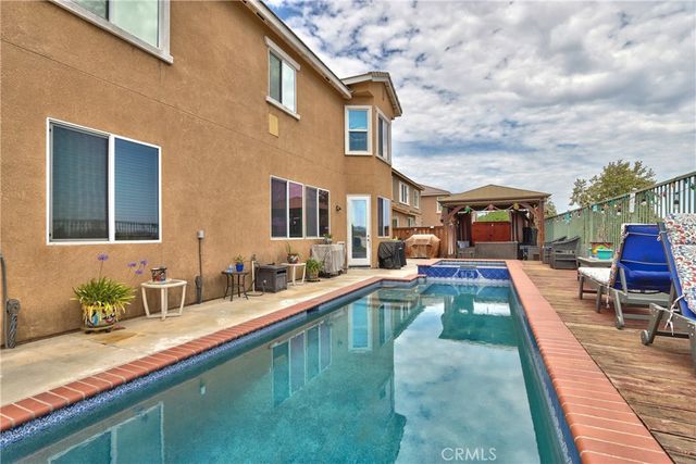 31880 Serrento, Murrieta, CA 92563