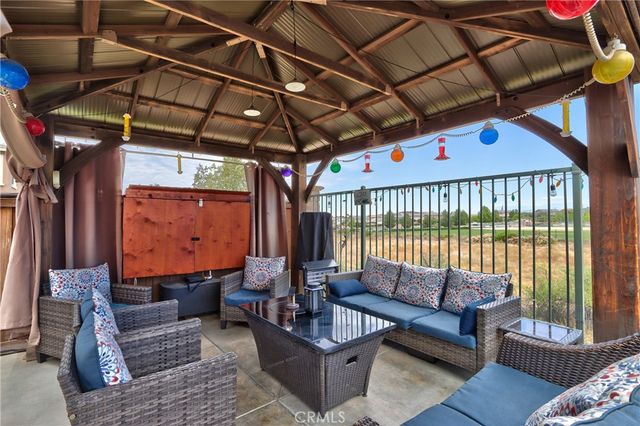 31880 Serrento, Murrieta, CA 92563
