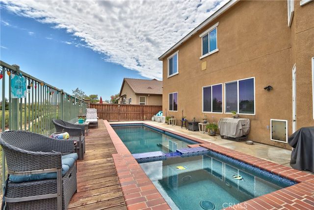 31880 Serrento, Murrieta, CA 92563