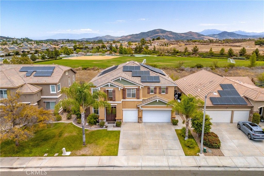 31880 Serrento, Murrieta, CA 92563 — photo 2