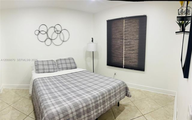 2182 SE Broward Ter, Port St. Lucie, FL 34952