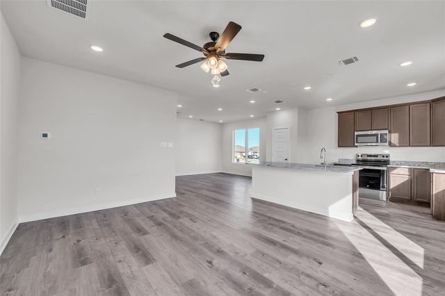 254 Boatright BLVD, Jarrell, TX 76537