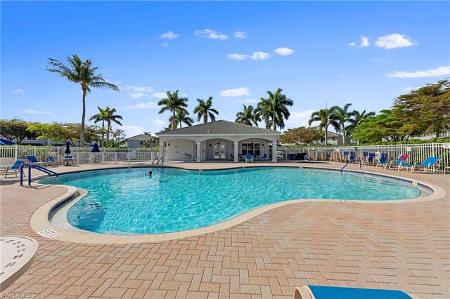 10032 Poppy Hill DR, Fort Myers, FL 33966