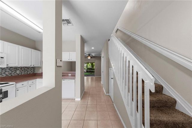 10032 Poppy Hill DR, Fort Myers, FL 33966