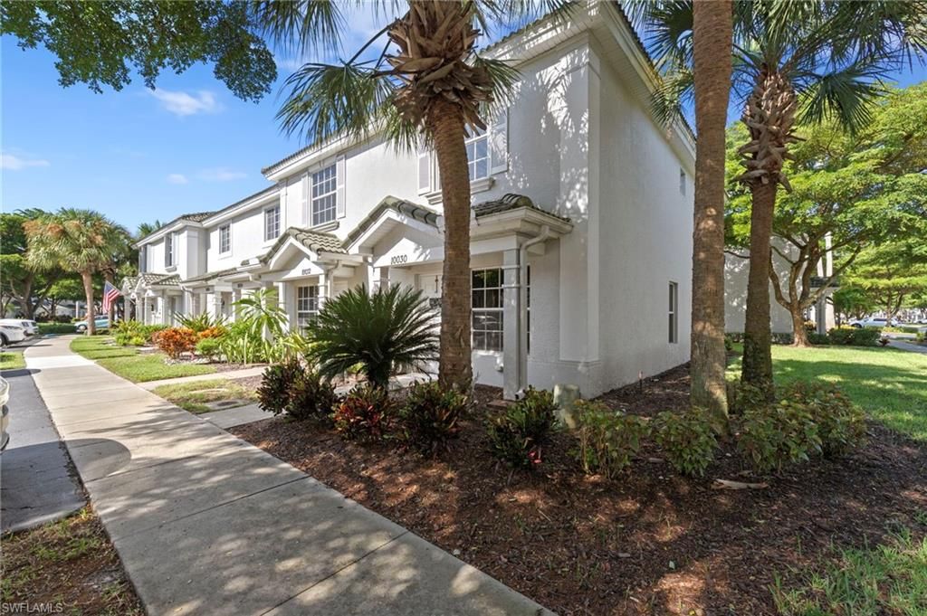 10032 Poppy Hill DR, Fort Myers, FL 33966