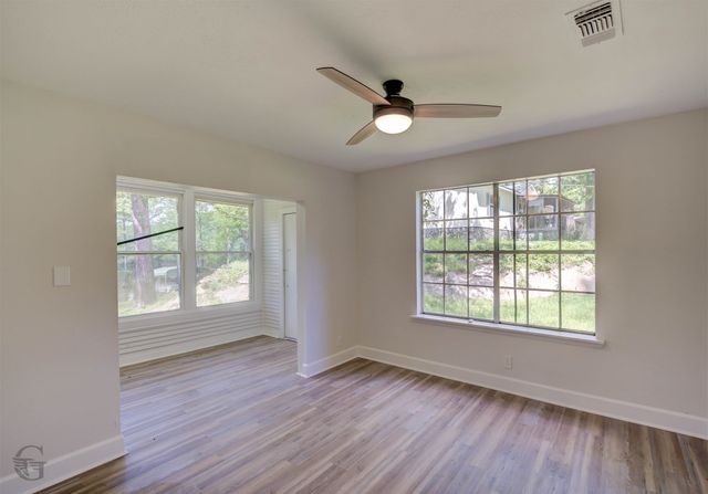 8218 S Lakeshore Drive, Shreveport, LA 71119