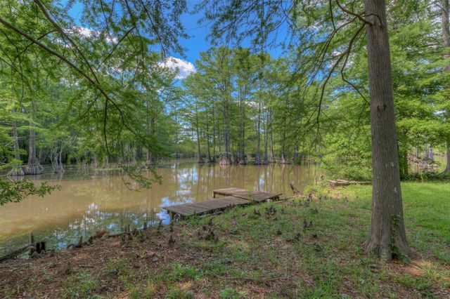 8218 S Lakeshore Drive, Shreveport, LA 71119