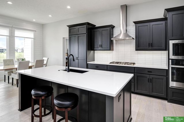 10211 S 191st Street, Omaha, NE 68136