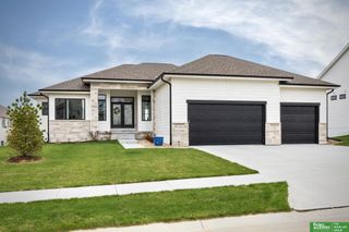 10211 S 191st Street, Omaha, NE 68136