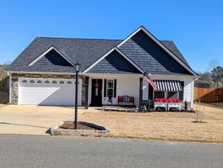 250 Long Branch Road, Chesnee, SC 29323