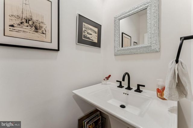 3559 HAMLET PL, Chevy Chase, MD 20815