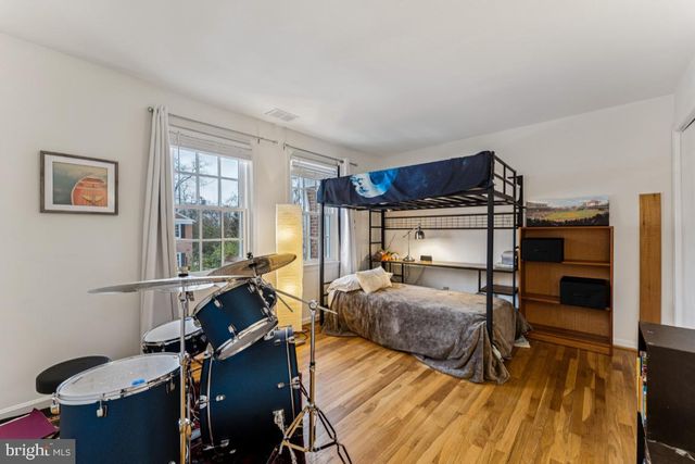 3559 HAMLET PL, Chevy Chase, MD 20815