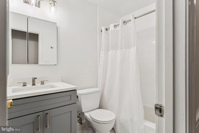 3559 HAMLET PL, Chevy Chase, MD 20815