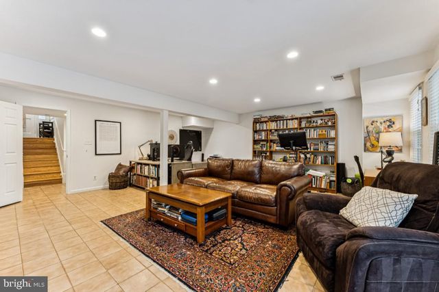 3559 HAMLET PL, Chevy Chase, MD 20815