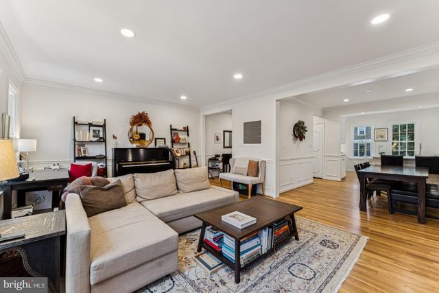 3559 HAMLET PL, Chevy Chase, MD 20815