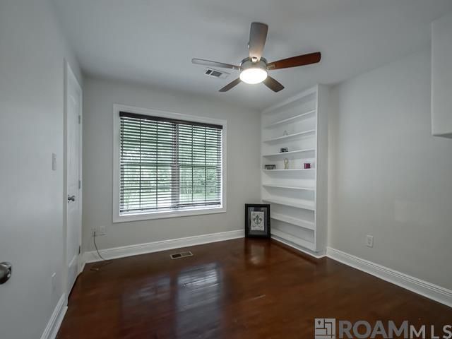 1449 Broadmoor Ct, Baton Rouge, LA 70815