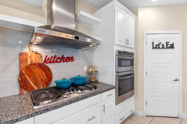 9518 Bryan Hall Way, Elk Grove, CA 95624