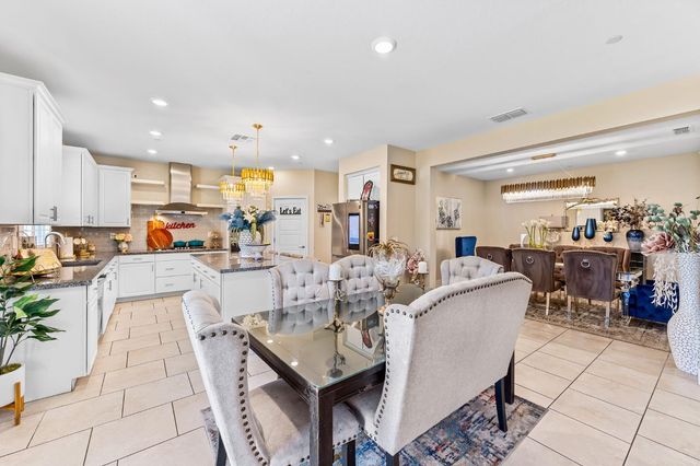 9518 Bryan Hall Way, Elk Grove, CA 95624