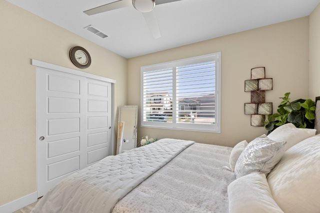 9518 Bryan Hall Way, Elk Grove, CA 95624