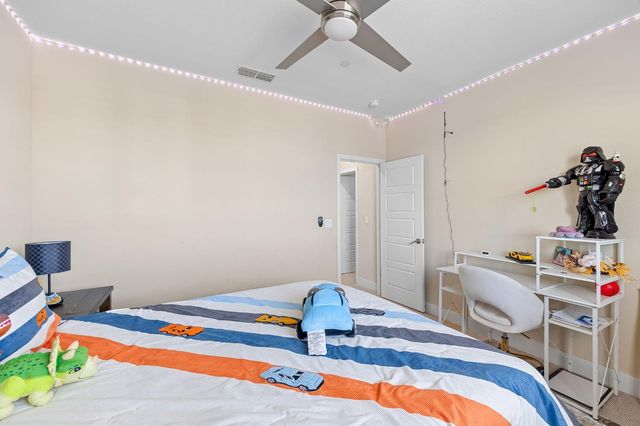 9518 Bryan Hall Way, Elk Grove, CA 95624