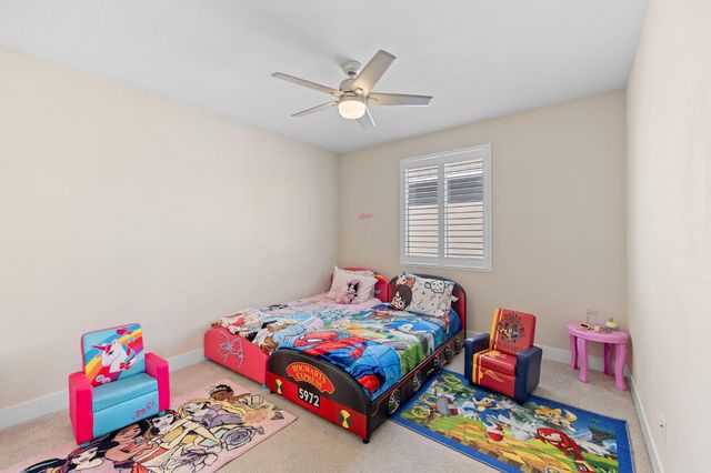 9518 Bryan Hall Way, Elk Grove, CA 95624