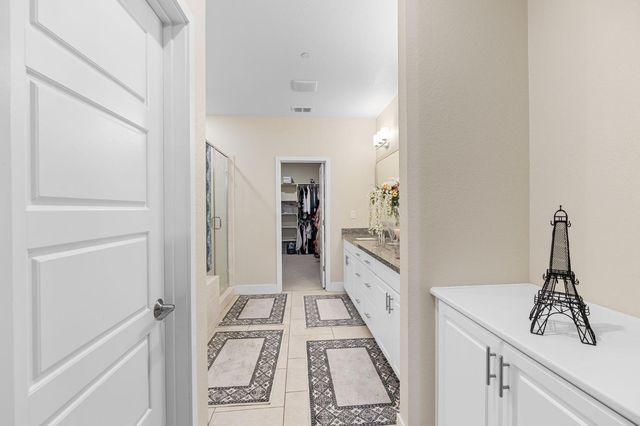 9518 Bryan Hall Way, Elk Grove, CA 95624