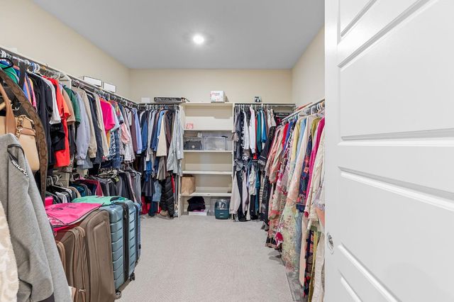 9518 Bryan Hall Way, Elk Grove, CA 95624