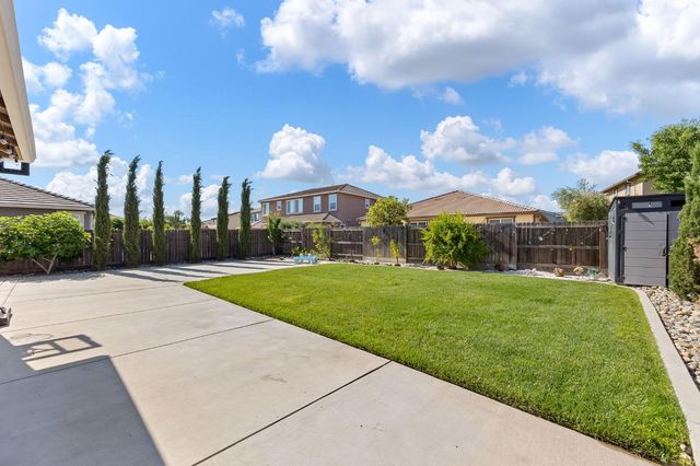 9518 Bryan Hall Way, Elk Grove, CA 95624