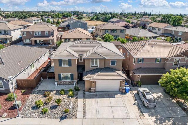 9518 Bryan Hall Way, Elk Grove, CA 95624