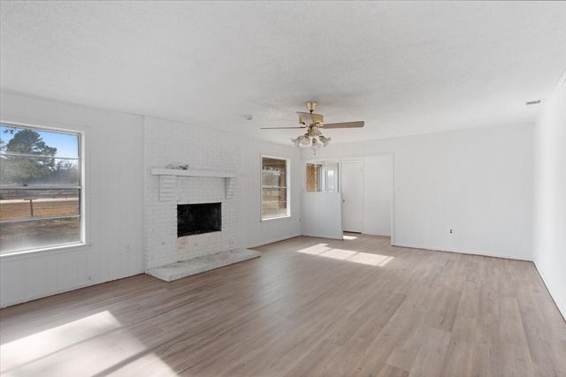 4970 FM 79, Paris, TX 75460