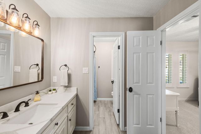 511 Anchorage Lane, Houston, TX 77079