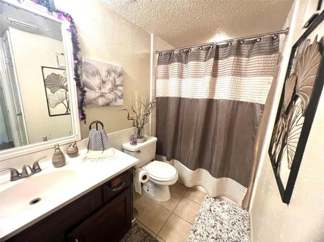 2830 S Bartell Drive 39, Houston, TX 77054
