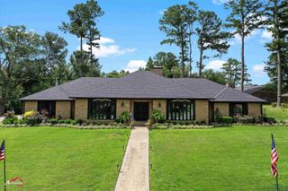 1103 Larkwood Trail, Henderson, TX 75654