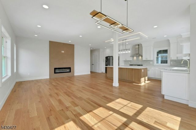 30 Centre, Nutley Twp., NJ 07110