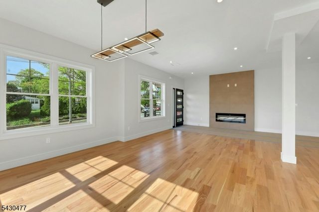 30 Centre, Nutley Twp., NJ 07110