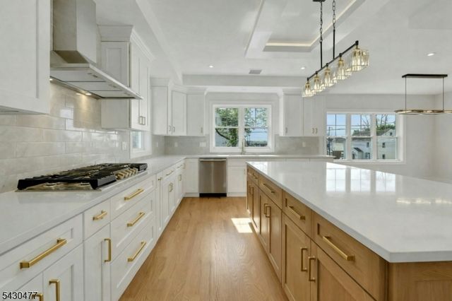 30 Centre, Nutley Twp., NJ 07110