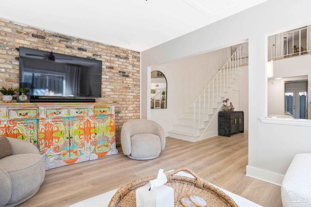 4713 Huron Dr, Pensacola, FL 32507