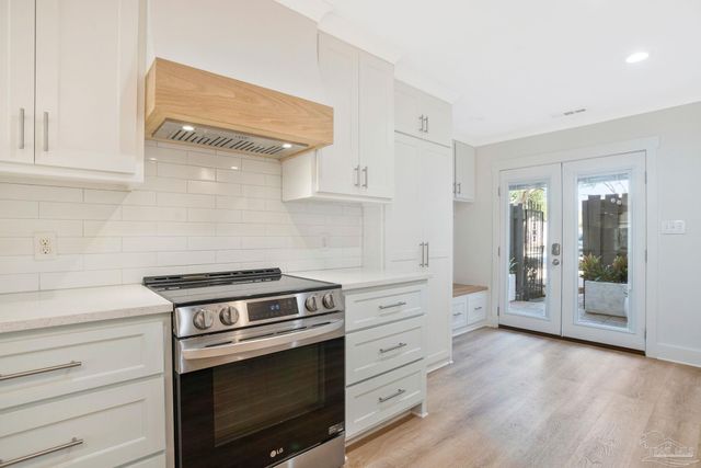 4713 Huron Dr, Pensacola, FL 32507