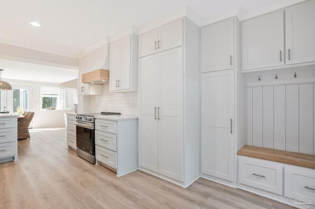 4713 Huron Dr, Pensacola, FL 32507