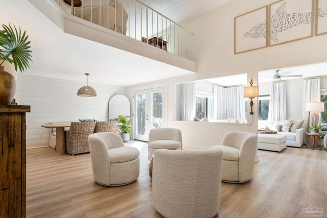 4713 Huron Dr, Pensacola, FL 32507