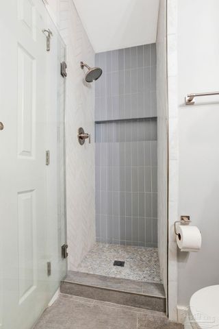 4713 Huron Dr, Pensacola, FL 32507