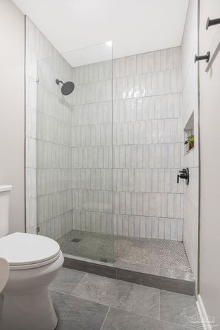 4713 Huron Dr, Pensacola, FL 32507