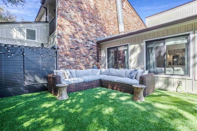 4713 Huron Dr, Pensacola, FL 32507